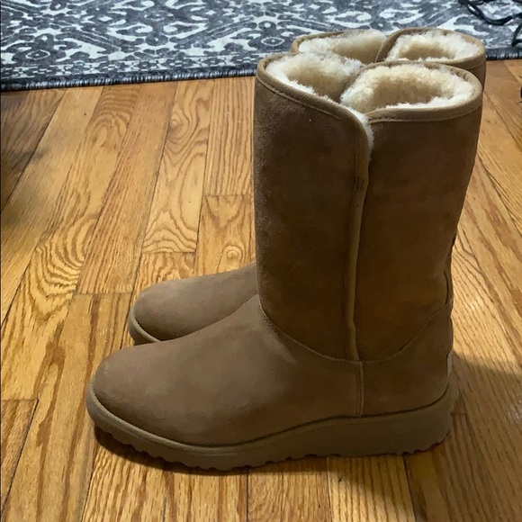 Ugg’s - Picture 3 of 5